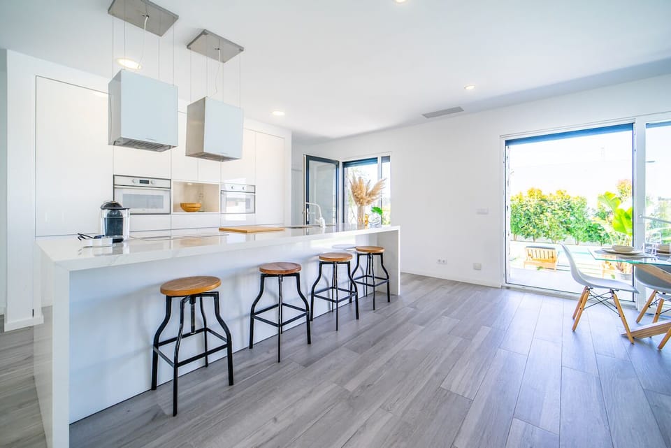 Kitchen Bar