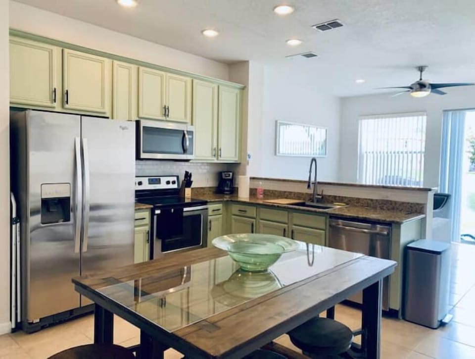All new kitchen cabinets and stainless steel appliances!