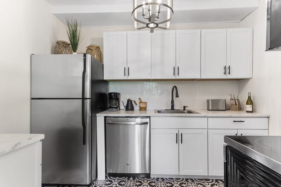 Our home is equipped with top-of-the-line kitchen amenities! Enjoy the pleasure of preparing your hearty meal in our kitchen which provides everything you need to unleash your inner chef. 