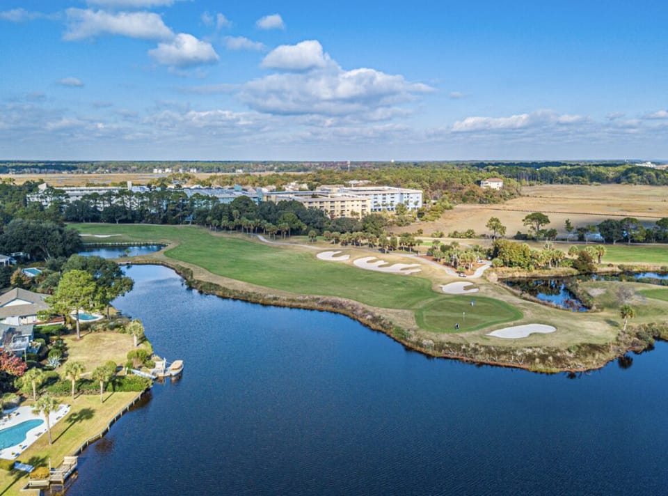 3 golf courses within Palmetto Dunes. Robert Trent Jones, Fazio, Arthur Hills. 
