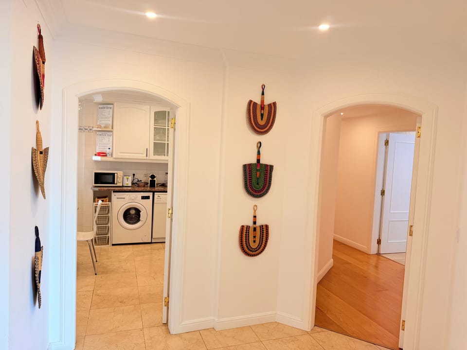 kitchen / corridors 