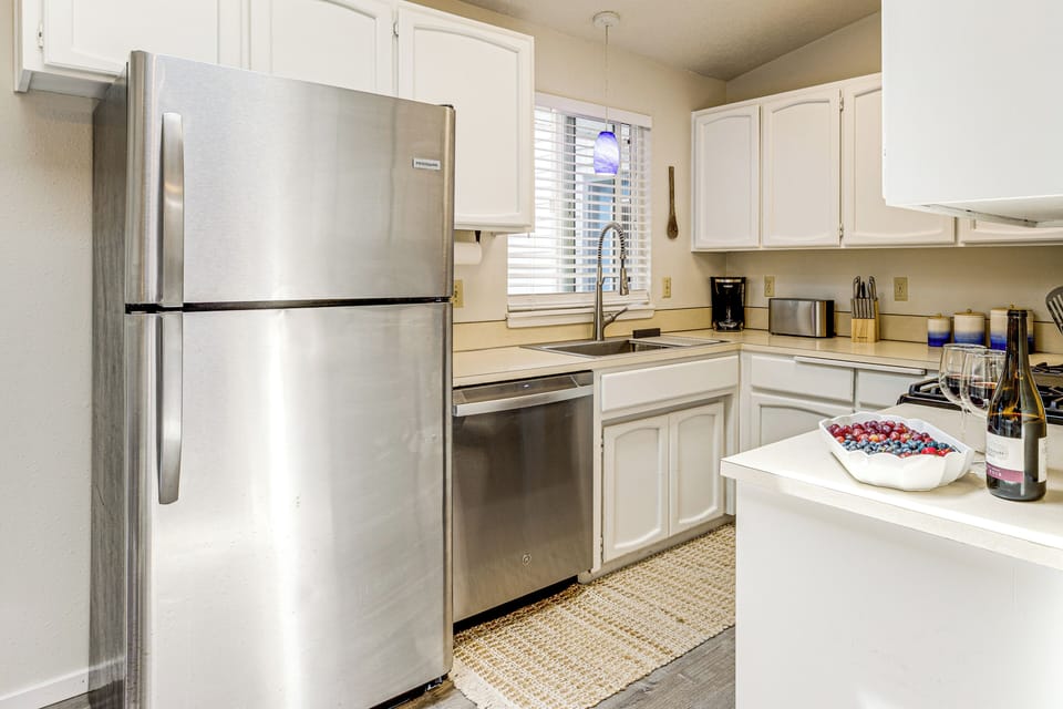 Kitchen | Toaster | Blender | Spices