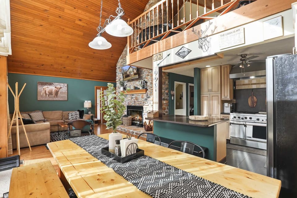 Open Floor Plan with high ceilings