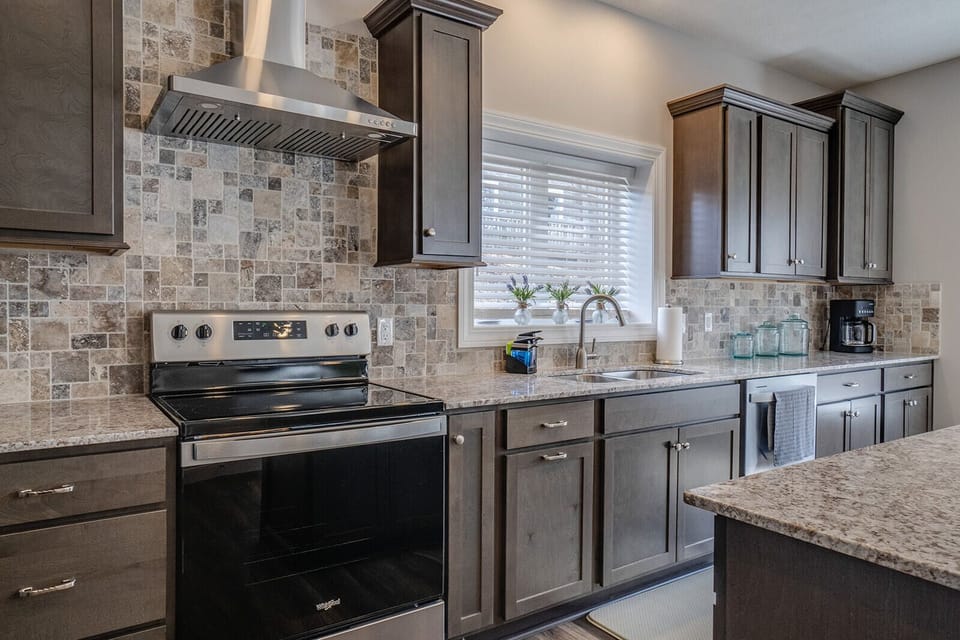 Gourmet Kitchen 