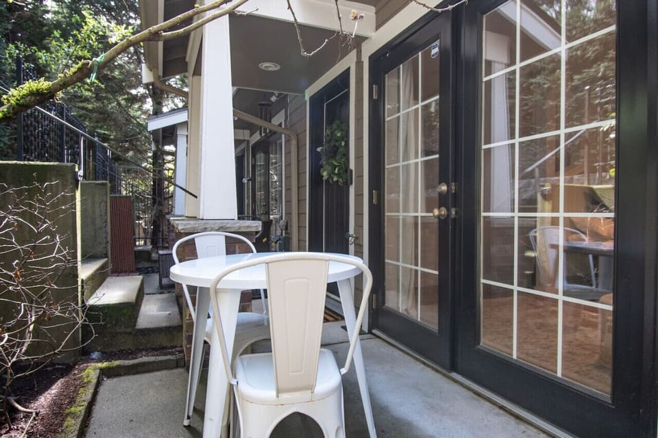 Outside dining.