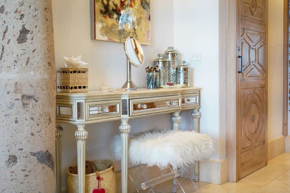 Bathroom prep area