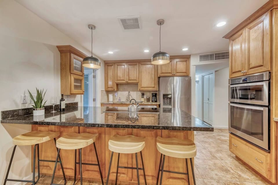Open Kitchen