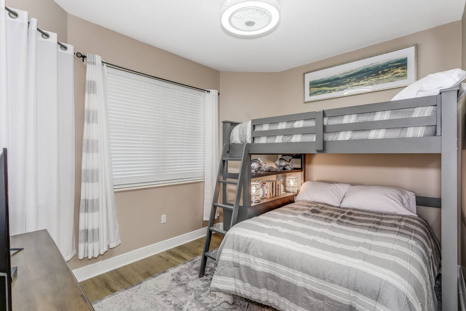 Guest bedroom with full bunks