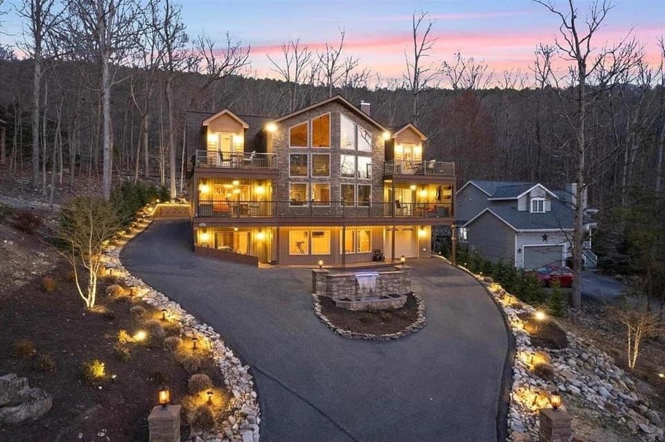 This exquisitely designed home embodies the essence of a "Luxurious Mountain Lodge." Situated within Massanutten Resort, it offers stunning views of Massanutten Peak during the winter.