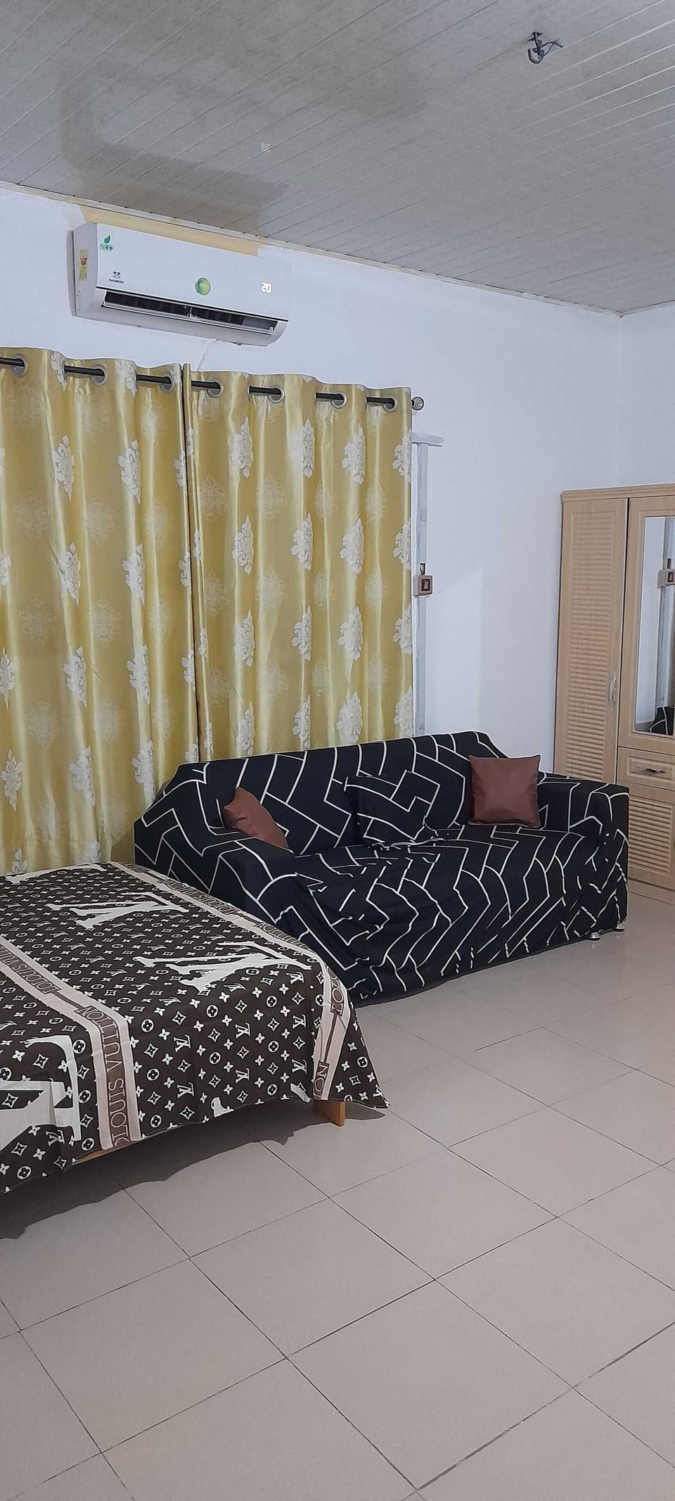Akwaaba Nana Guest House East Legon Lagos Avenue Apartment in Accra