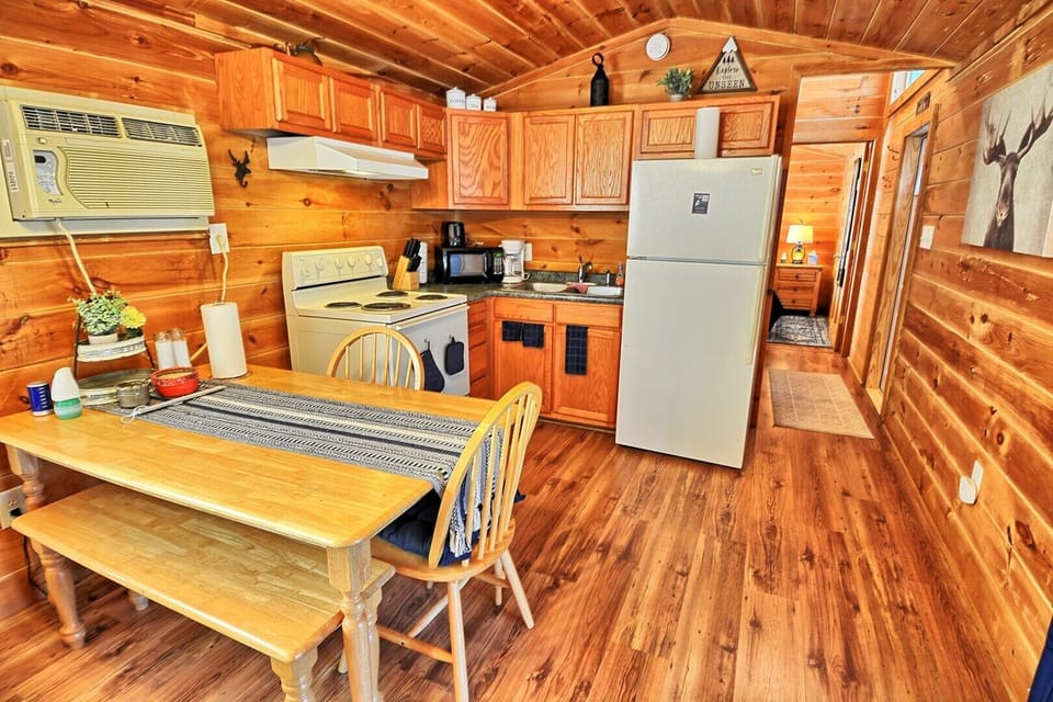 Kitchen and Dining at Over the River
