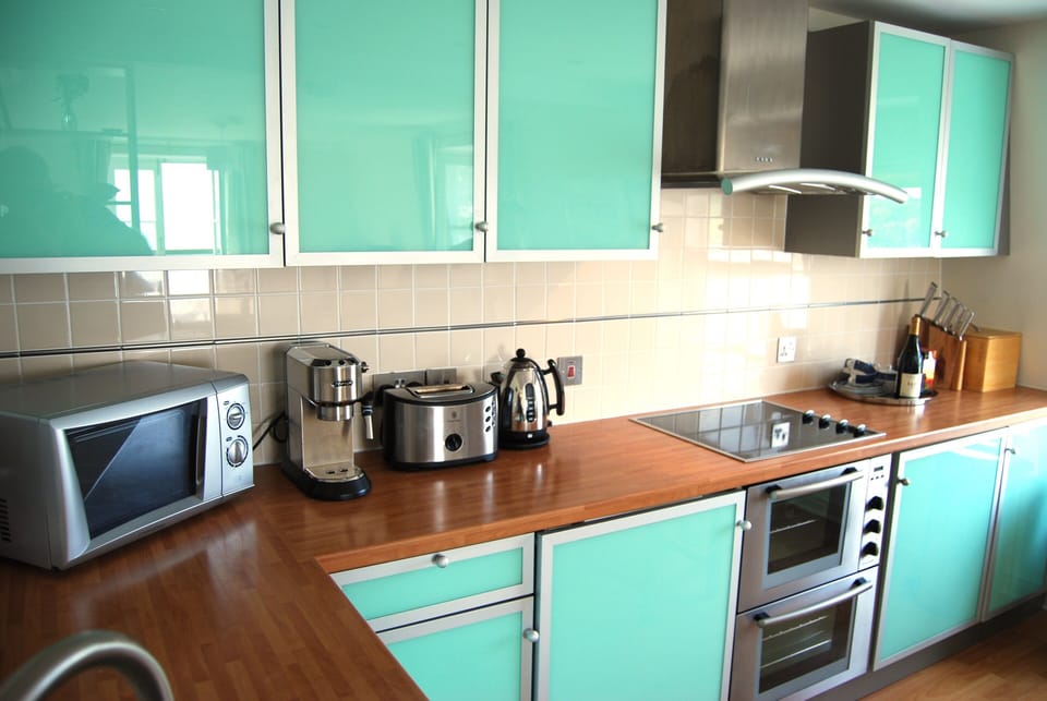 The modern, well equipped kitchen