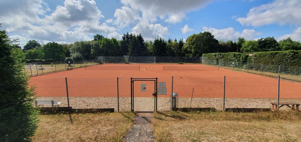 Sport court