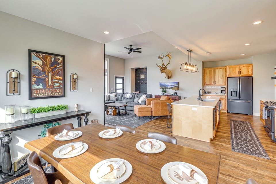 Dining Area | Kitchen | Central Heat & A/C | Open Floor Plan