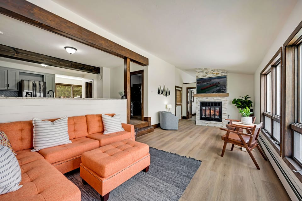 Living room with gas fireplace