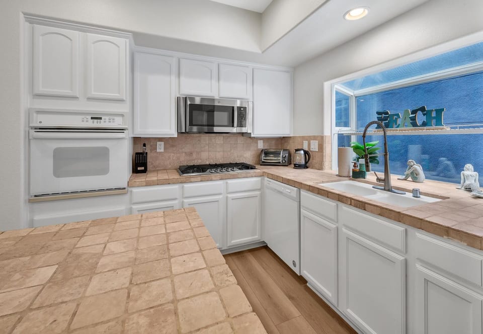 Plenty of counter space to prepare delicious meals!