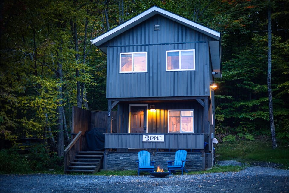 Your perfect cabin escape — where cozy meets calm.