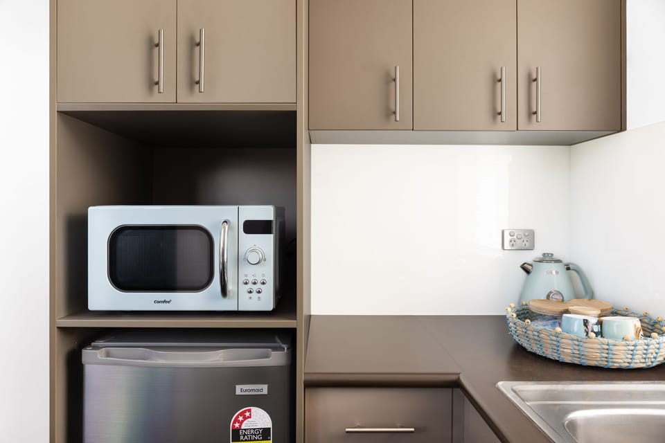 Studio Apartment - kitchen