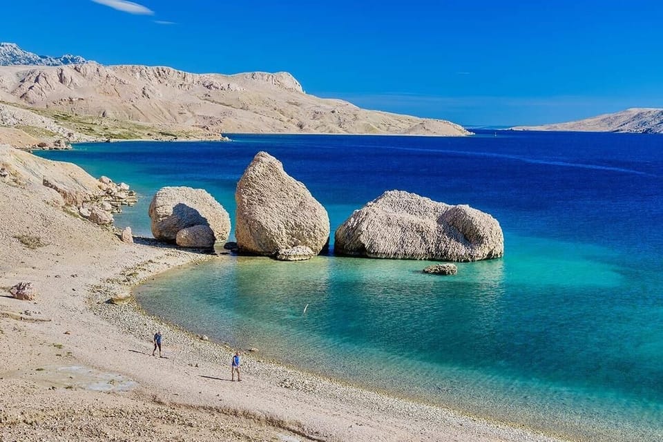 Nearby beaches