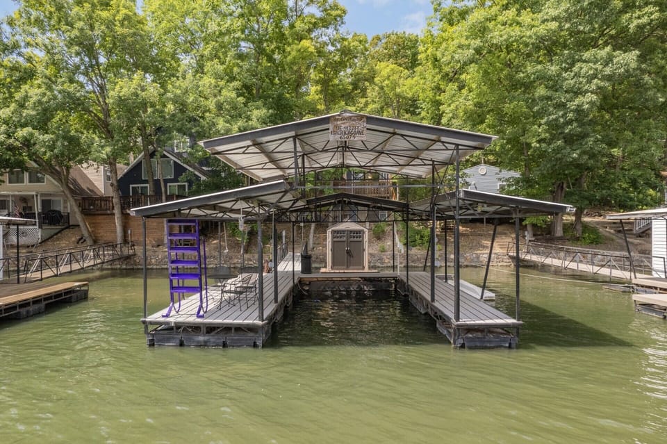 LAKEOZARKVACATION.COM