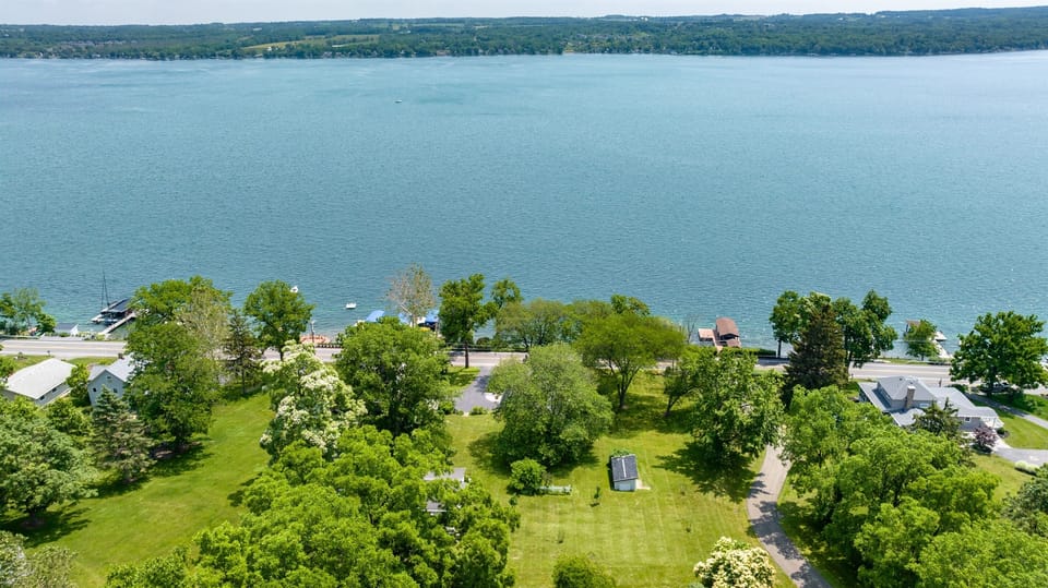 Welcome to Canandaigua Lake!