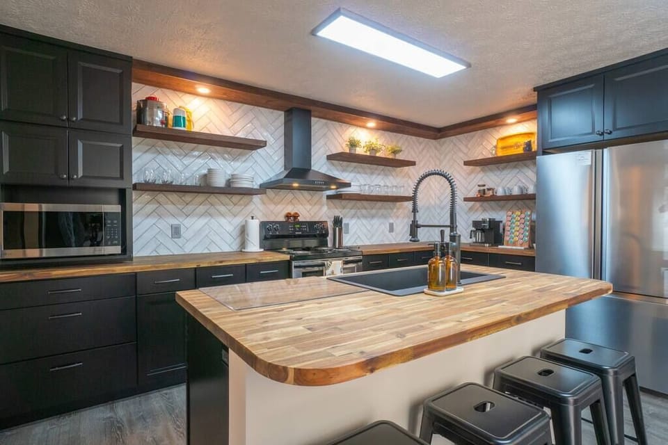 Af9d0608 288d 42a0 a2e8 dbe39db54466