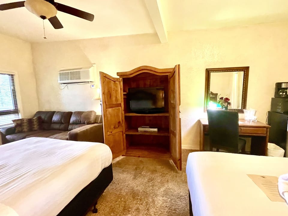Indoors, Entertainment Center, Furniture, Living Room, Screen