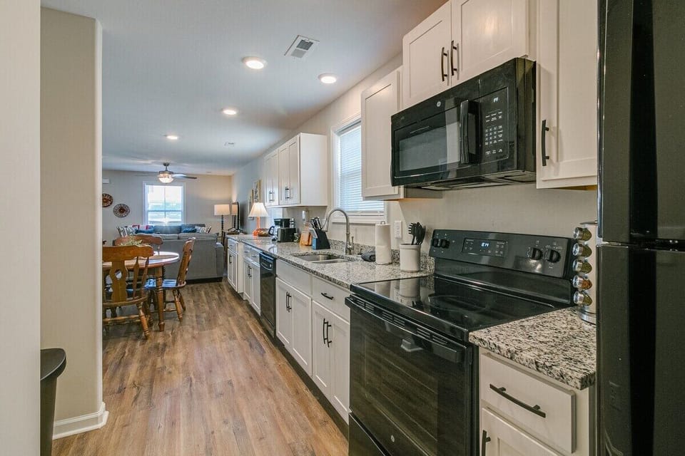 Left Side: Kitchen #1