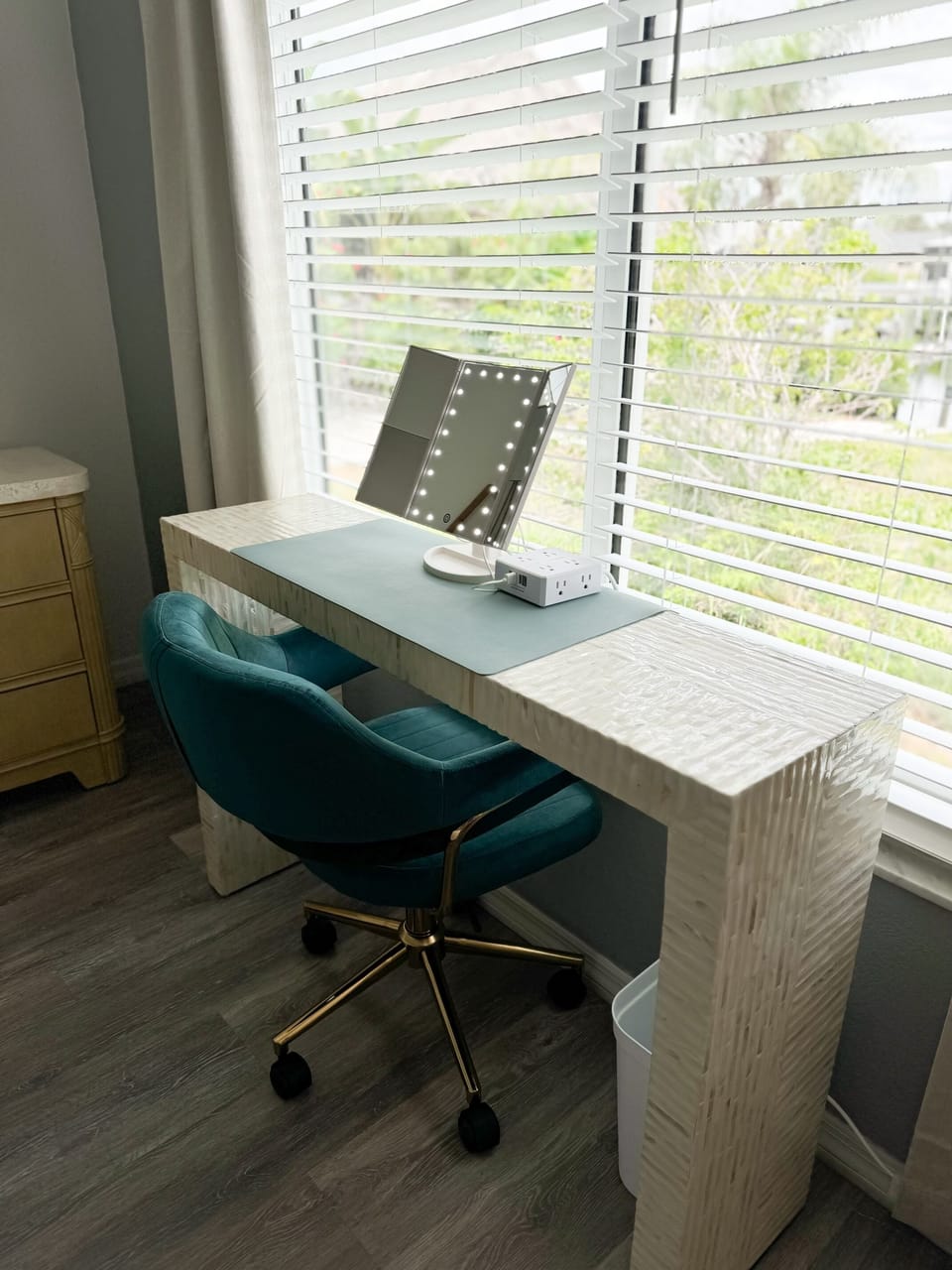 Master Bedroom Vanity/Desk