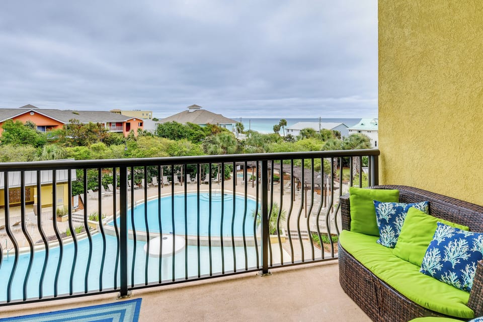 Private Balcony | Ocean Views | Beach Access | 2 Community Pools