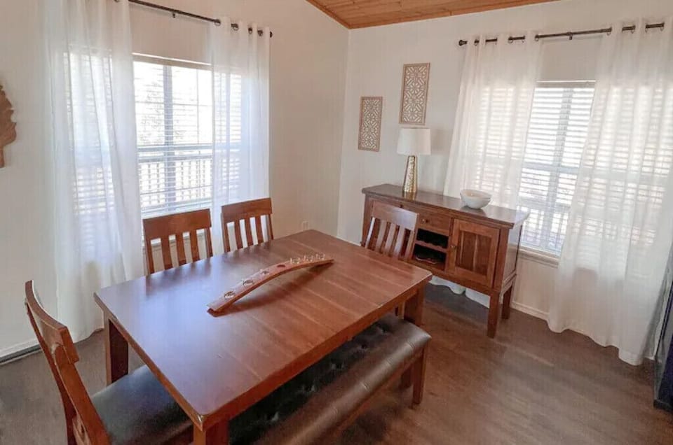 Dining Area- Off of the kitchen 