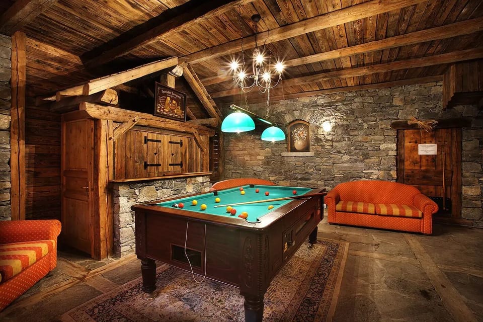 Game room