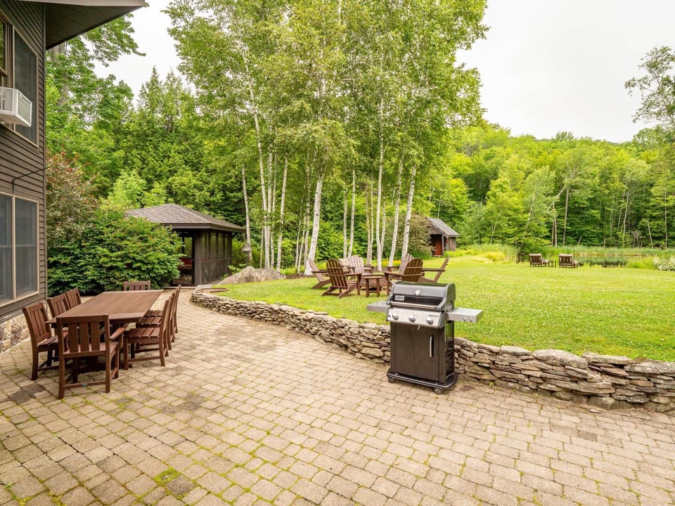 The Mansion- Exclusive Private Estate on 5 Pristine Acres (2156)