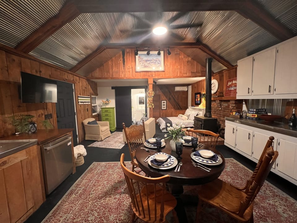 Open concept cottage layout