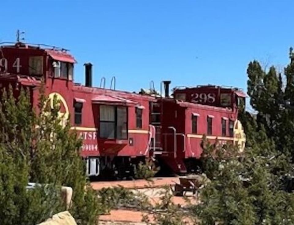 Vintage Santa Fe Cabooses