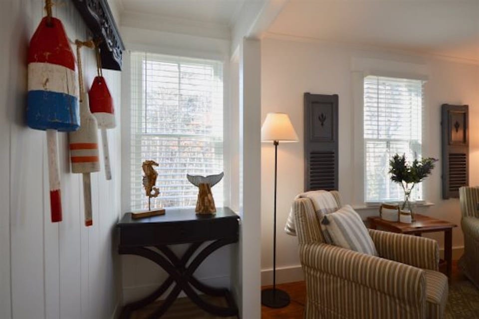 Charming beach decor throughout the home
