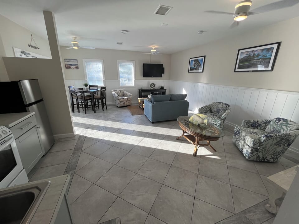 Property Captains Lounge