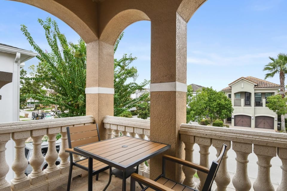 Balcony - The Perfect Spot for Coffee & Conversations!
