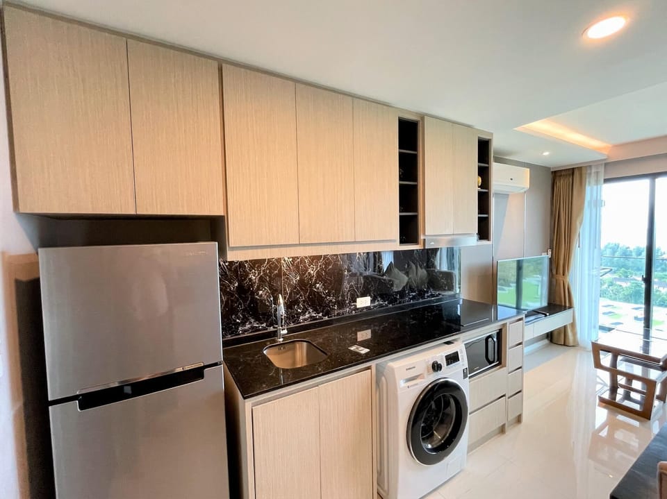 Luxury sea view apartment at Mida Grande Surin (10812)