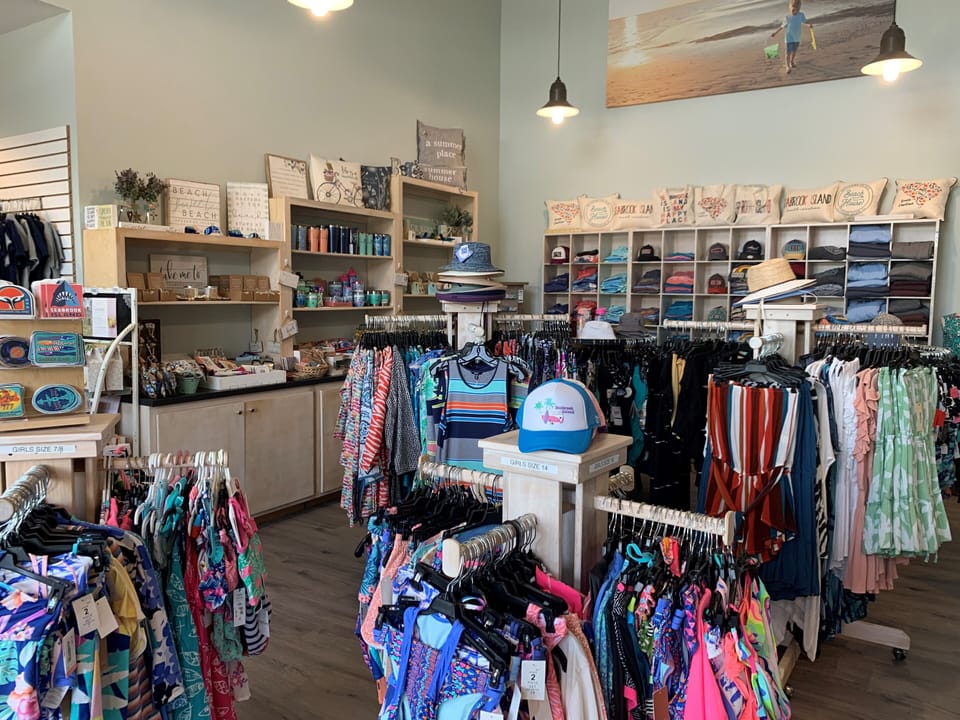 The Seabrook Shoppe is nearby for beach gear, souvenirs, ice cream, and more! Everything from flip-flops to keepsakes is available here.