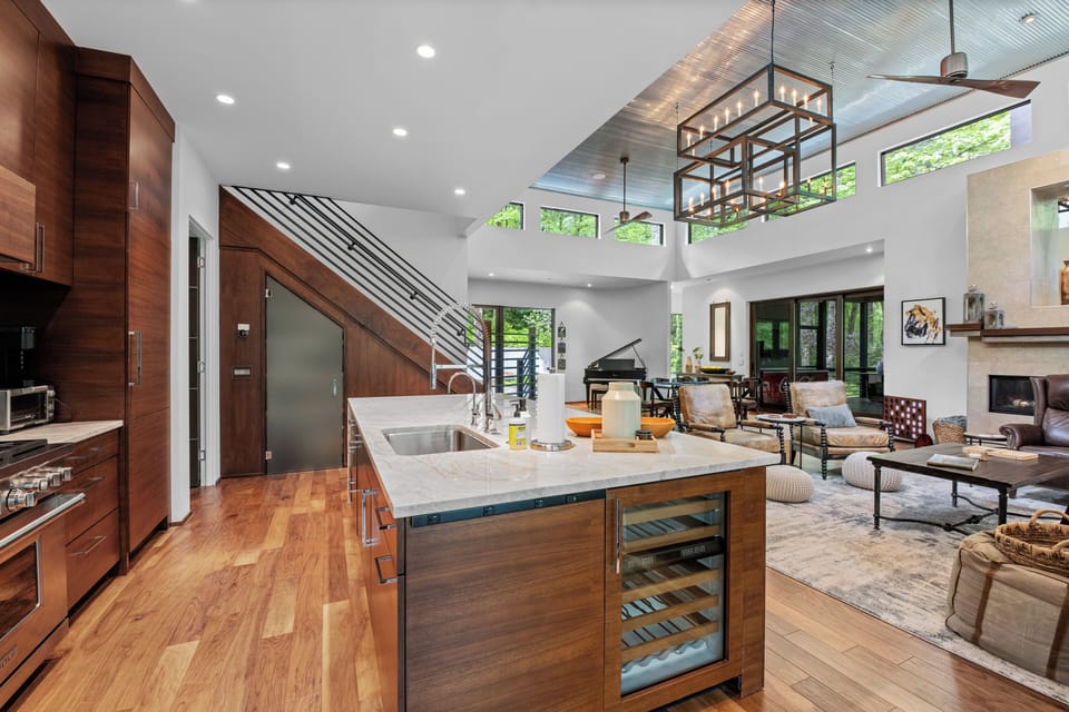 Kitchen, Main Level