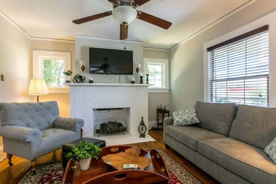 Welcome to Historic Hendersonville Bungalow!