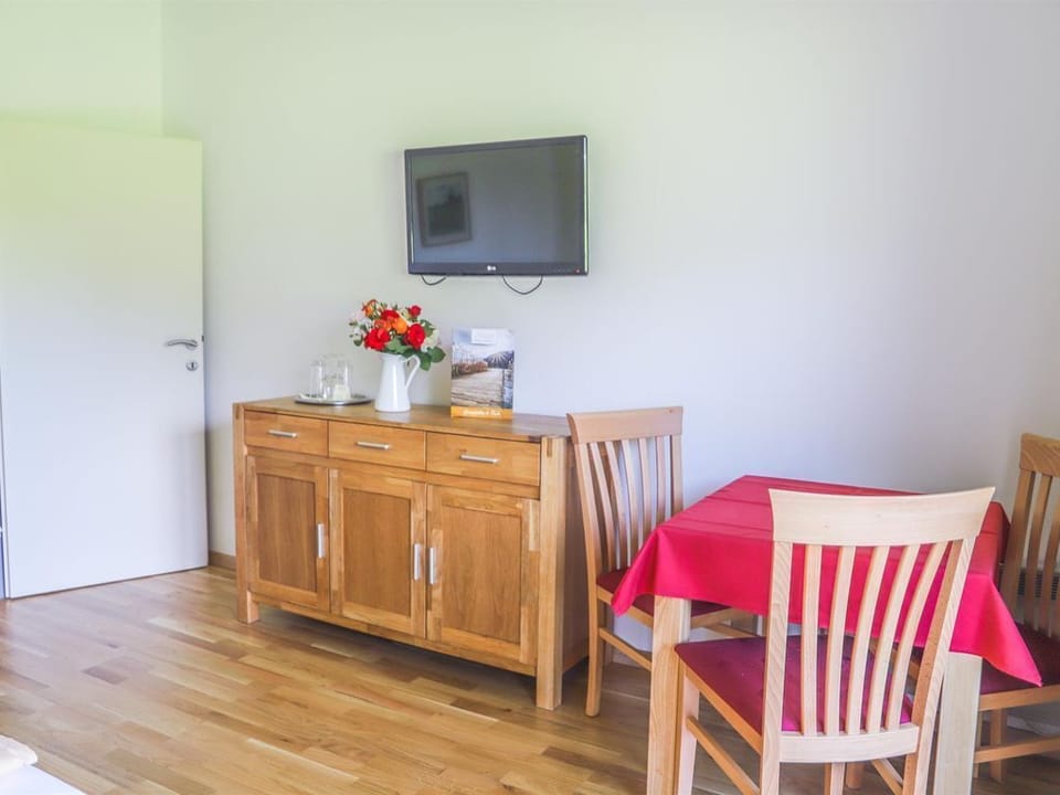 Doppelzimmer Zusatzbett Ohne Seeblick - Pension Strauß Bed and Breakfast in Carinthia, Austria