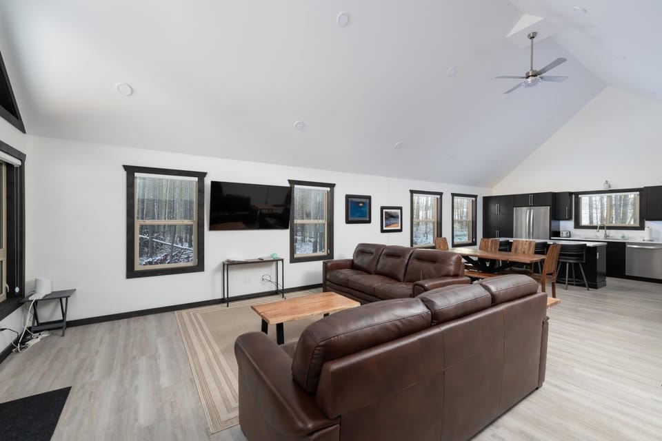 Sundance Cabin Rental - Pet Friendly! (1770)