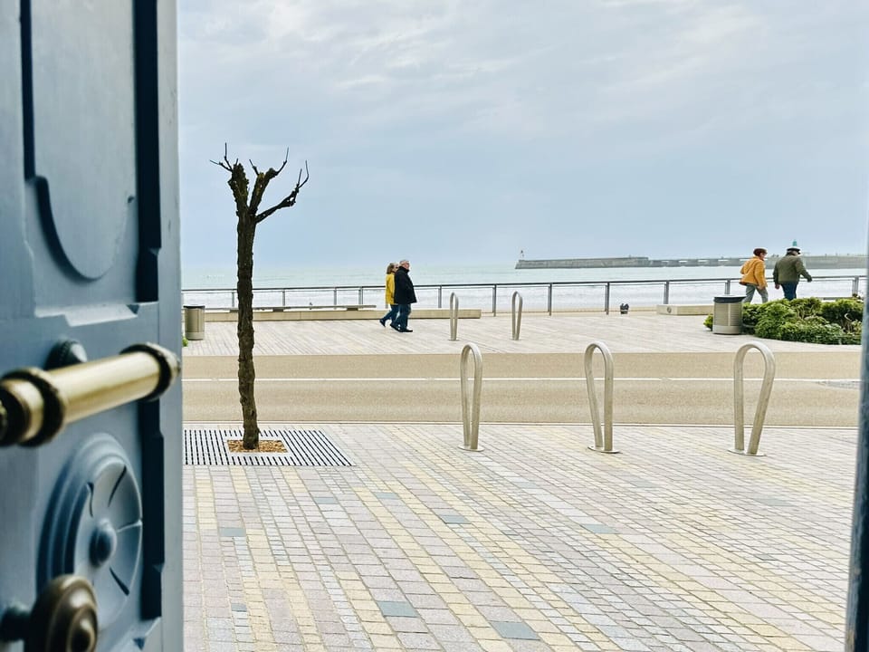Beach/ocean view