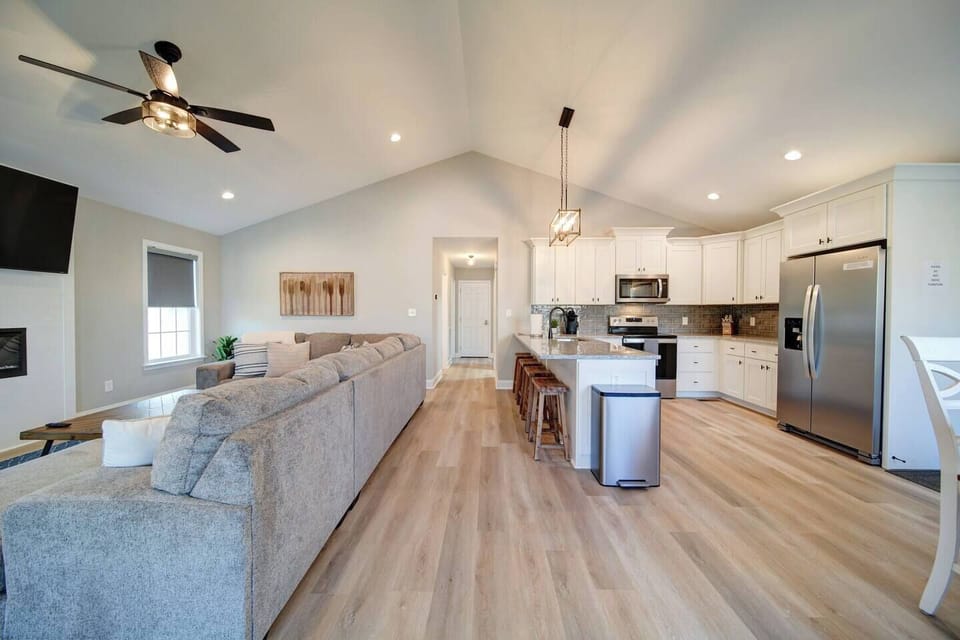 Living room looking towards hall bathroom and bedrooms