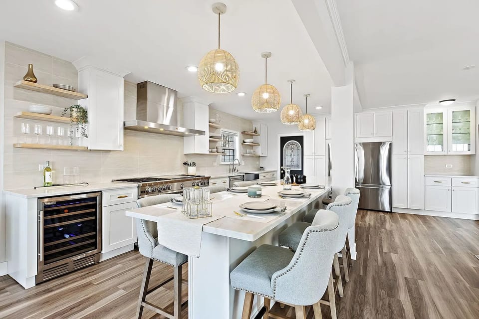 Fully stocked kitchen, seating for 9 @ island, 4 in gazebo, & folding table/6chr