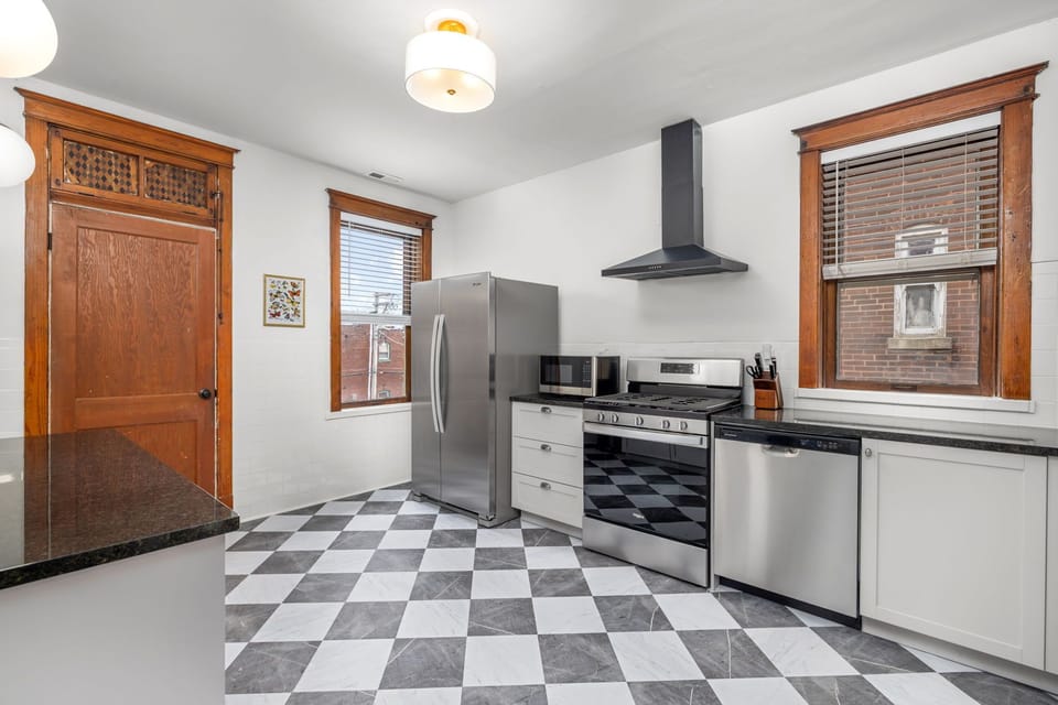 This large kitchen can accommodate multiple cooks at once. 