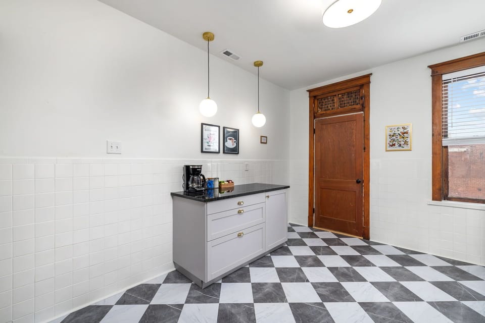 The island is great for additional prep space when cooking.