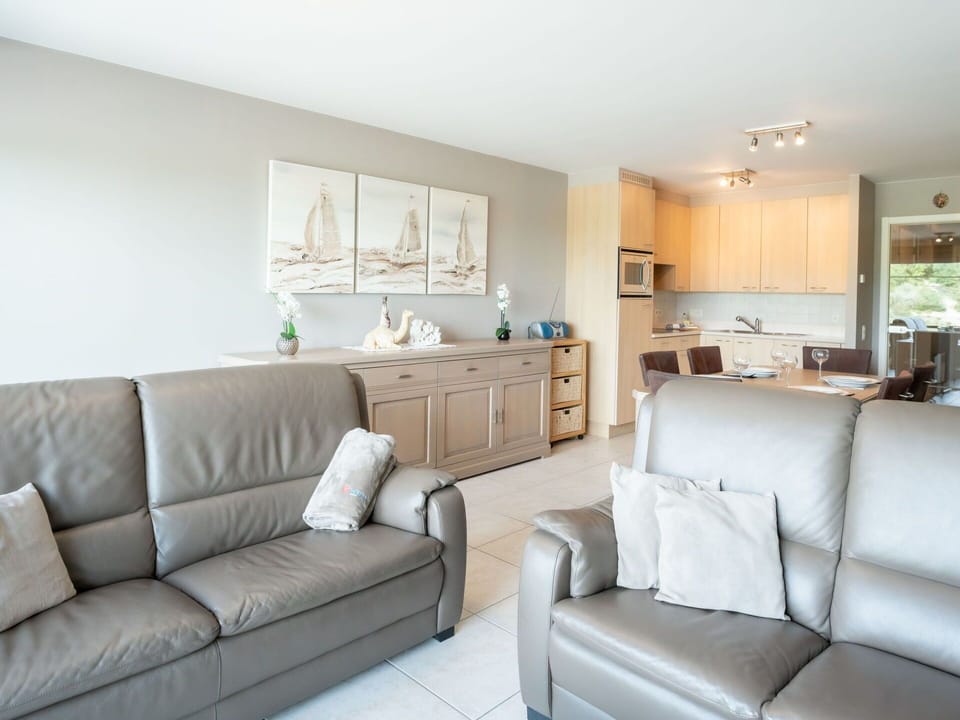 Couch, Furniture, Property, Picture Frame, Table, Interior Design, Lighting, Living Room, Beige